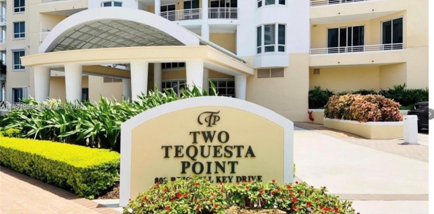 Condo à Miami, Floride, 1 chambre  № 1998982