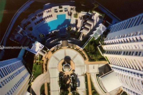 Copropriété à louer à Miami, Floride: 1 chambre, 88.63 m2 № 1998982 - photo 15