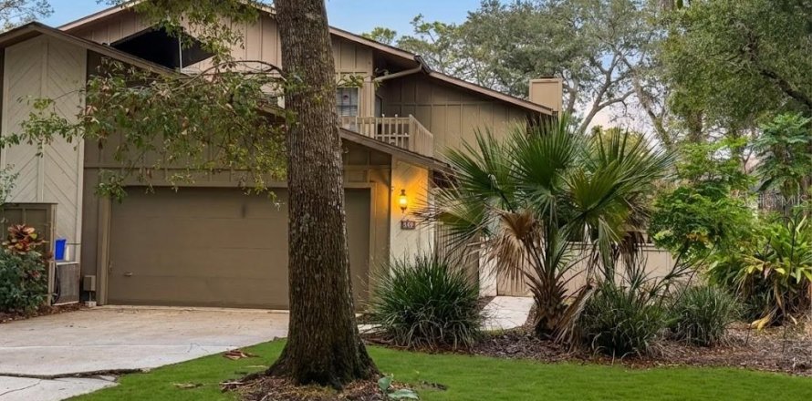 Townhouse in Ormond Beach, Florida 3 bedrooms, 182.27 sq.m. № 2157345