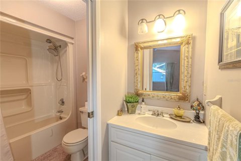 Townhouse in Ormond Beach, Florida 3 bedrooms, 182.27 sq.m. № 2157345 - photo 28