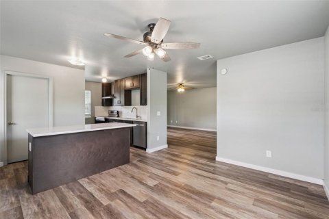 Casa en venta en Orlando, Florida, 3 dormitorios, 121.52 m2 № 2384151 - foto 11