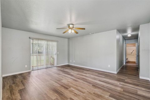 Casa en venta en Orlando, Florida, 3 dormitorios, 121.52 m2 № 2384151 - foto 4