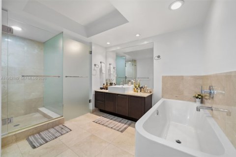 Купить кондоминиум в Санни-Айлс-Бич, Флорида 3 спальни, 135.73м2, № 2006566 - фото 16