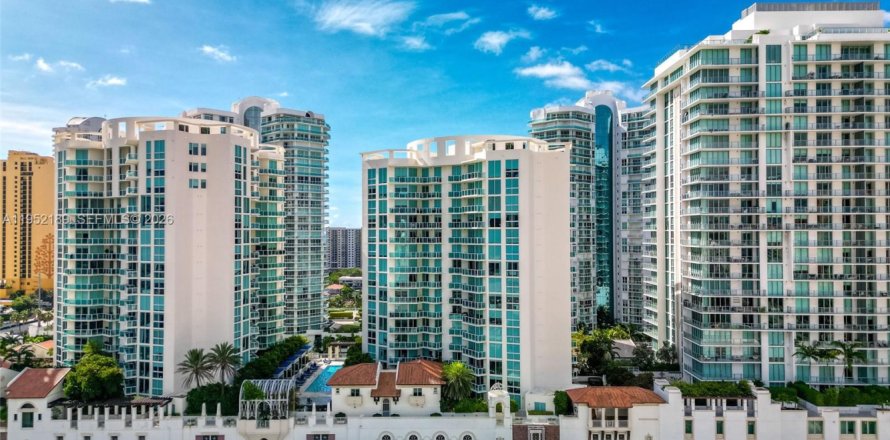 Кондоминиум с 3 спальнями в Санни-Айлс-Бич, Флорида № 2006566