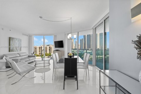 Купить кондоминиум в Санни-Айлс-Бич, Флорида 3 спальни, 135.73м2, № 2006566 - фото 11