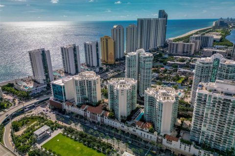 Купить кондоминиум в Санни-Айлс-Бич, Флорида 3 спальни, 135.73м2, № 2006566 - фото 4