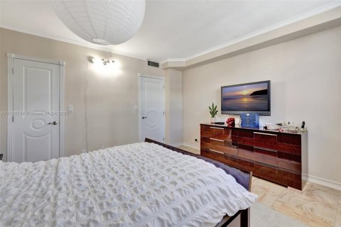 Condominio en venta en Hollywood, Florida, 1 dormitorio, 82.03 m2 № 1731617 - foto 23