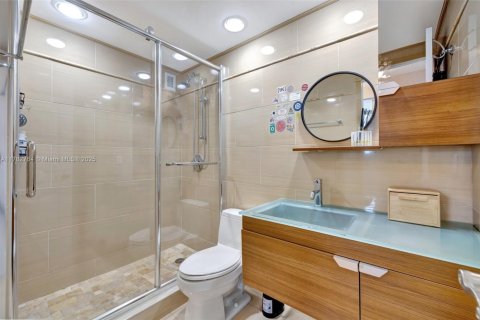 Condominio en venta en Hollywood, Florida, 1 dormitorio, 82.03 m2 № 1731617 - foto 24