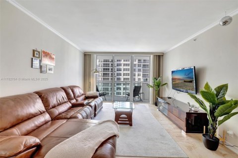 Condominio en venta en Hollywood, Florida, 1 dormitorio, 82.03 m2 № 1731617 - foto 7