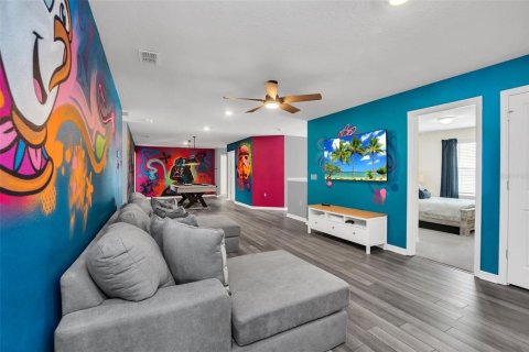 House in Davenport, Florida 10 bedrooms, 408.68 sq.m. № 1759447 - photo 21