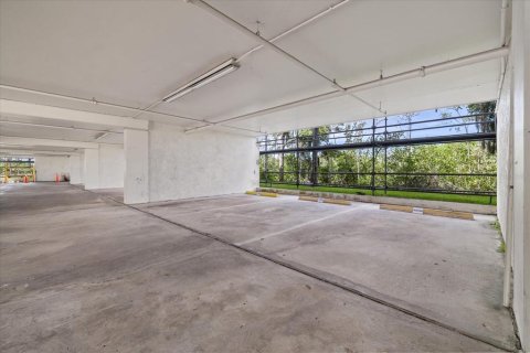 Condo in New Port Richey, Florida, 2 bedrooms  № 2379207 - photo 30