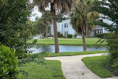 Condo in Orlando, Florida, 2 bedrooms  № 1916470 - photo 19