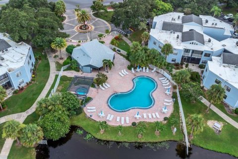 Condo in Orlando, Florida, 2 bedrooms  № 1916470 - photo 20