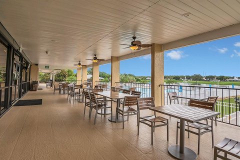 Condo in Orlando, Florida, 2 bedrooms  № 1916470 - photo 26