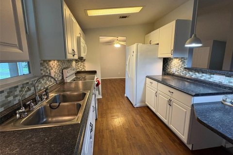 Appartement à louer à Polk City, Floride: 3 chambres, 145.67 m2 № 2383910 - photo 19