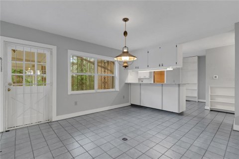 Купить виллу или дом в Бартоу, Флорида 13 комнат, 442.21м2, № 2201550 - фото 16