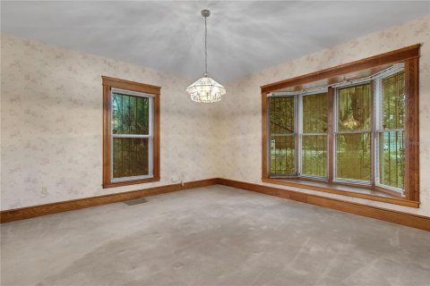 House in Bartow, Florida 6 bedrooms, 442.21 sq.m. № 2201550 - photo 8