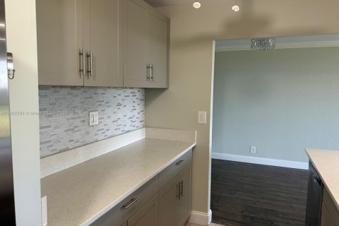 Copropriété à louer à Lauderhill, Floride: 2 chambres, 98.48 m2 № 1961382 - photo 8