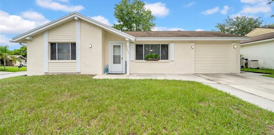 Casa en Hudson, Florida 2 dormitorios, 110 m2 № 1844723