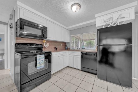 Casa en venta en Hudson, Florida, 2 dormitorios, 110 m2 № 1844723 - foto 11