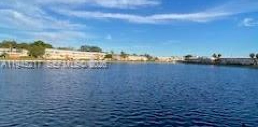 Кондоминиум с 1 спальней в Халландейл-Бич, Флорида № 2002274