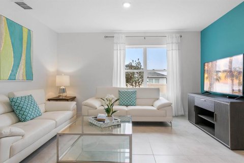 Casa en venta en Winter Haven, Florida, 4 dormitorios, 169.83 m2 № 1561108 - foto 14