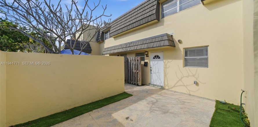 Condo à Miami, Floride, 2 chambres № 1999612