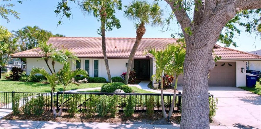 Villa ou maison à Clearwater, Floride 3 chambres, 223.89 m2 № 1632012