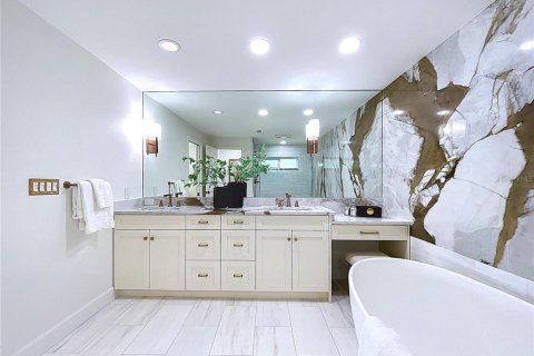 Купить виллу или дом в Клируотер, Флорида 7 комнат, 223.89м2, № 1632012 - фото 26