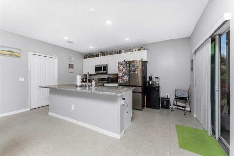 House in Punta Gorda, Florida 4 bedrooms, 188.78 sq.m. № 2118796 - photo 11