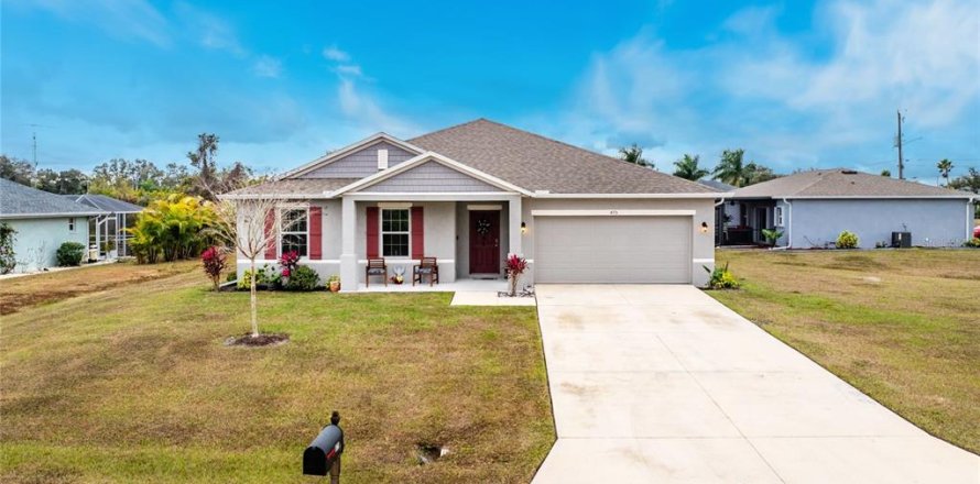 House in Punta Gorda, Florida 4 bedrooms, 188.78 sq.m. № 2118796