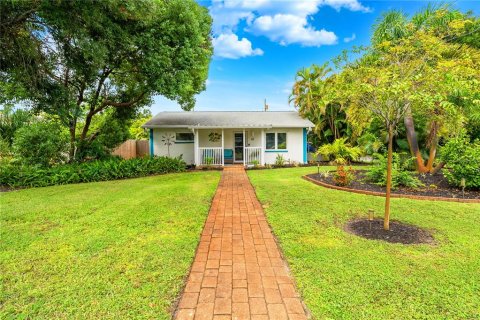 Casa en Saint Petersburg, Florida 2 dormitorios, 104.24 m2 № 2387553