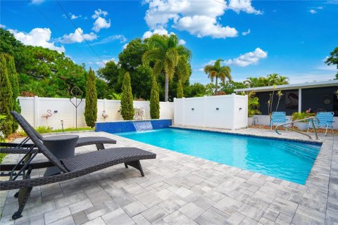 Casa en venta en Saint Petersburg, Florida, 2 dormitorios, 104.24 m2 № 2387553 - foto 4