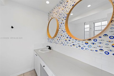 Снять в аренду виллу или дом в Холливуд, Флорида 4 спальни, 164.99м2, № 1992454 - фото 11