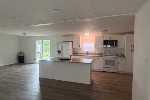 Снять в аренду квартиру в Лейкленд, Флорида 3 спальни, 124.86м2, № 2224322 - фото 11