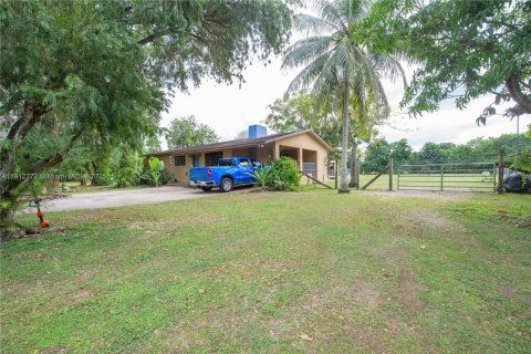 Casa en venta en Homestead, Florida, 3 dormitorios, 207.17 m2 № 1969806 - foto 29