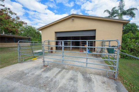 Casa en venta en Homestead, Florida, 3 dormitorios, 207.17 m2 № 1969806 - foto 25