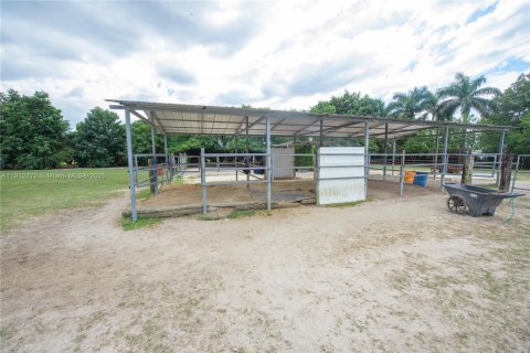 Casa en venta en Homestead, Florida, 3 dormitorios, 207.17 m2 № 1969806 - foto 20