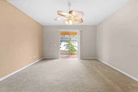 House in Spring Hill, Florida 4 bedrooms, 229.1 sq.m. № 2111961 - photo 21