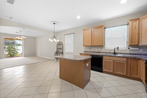 House in Spring Hill, Florida 4 bedrooms, 229.1 sq.m. № 2111961 - photo 16