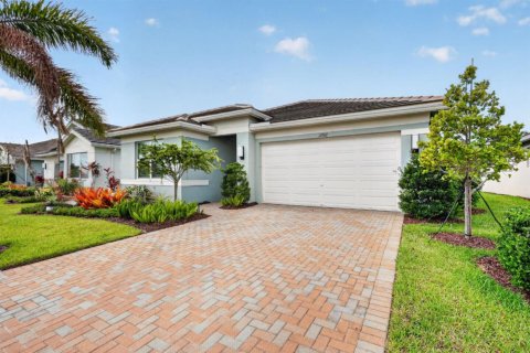 Casa en Port St. Lucie, Florida 2 dormitorios, 162.76 m2 № 2087793
