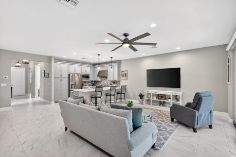 Casa en venta en Port St. Lucie, Florida, 2 dormitorios, 162.76 m2 № 2087793 - foto 10
