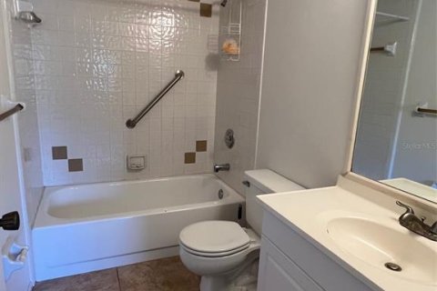 Condo in Punta Gorda, Florida, 2 bedrooms  № 1649465 - photo 11