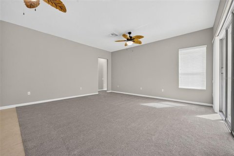 Villa ou maison à vendre à Kissimmee, Floride: 4 chambres, 310.39 m2 № 2400900 - photo 14