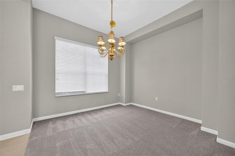 Villa ou maison à vendre à Kissimmee, Floride: 4 chambres, 310.39 m2 № 2400900 - photo 9