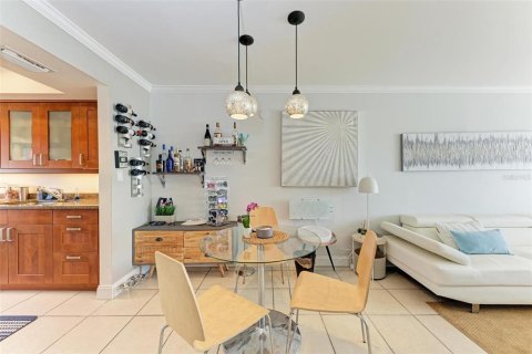 Condominio en venta en Sarasota, Florida, 1 dormitorio, 71.16 m2 № 1723920 - foto 9