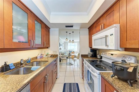 Condominio en venta en Sarasota, Florida, 1 dormitorio, 71.16 m2 № 1723920 - foto 14