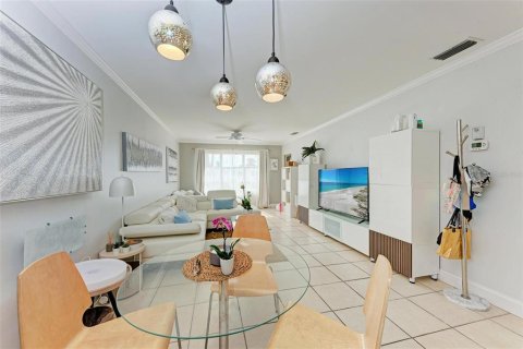Condominio en venta en Sarasota, Florida, 1 dormitorio, 71.16 m2 № 1723920 - foto 10