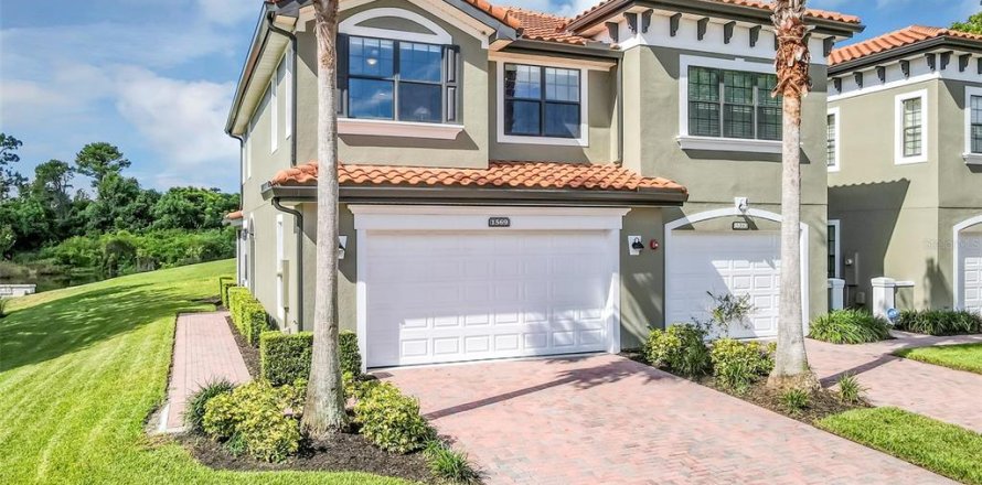 Townhouse in Winter Springs, Florida 3 bedrooms, 173.36 sq.m. № 1848167