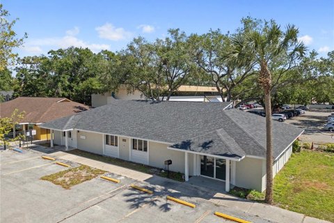 Propiedad comercial en venta en Tampa, Florida, 348.76 m2 № 1722553 - foto 16
